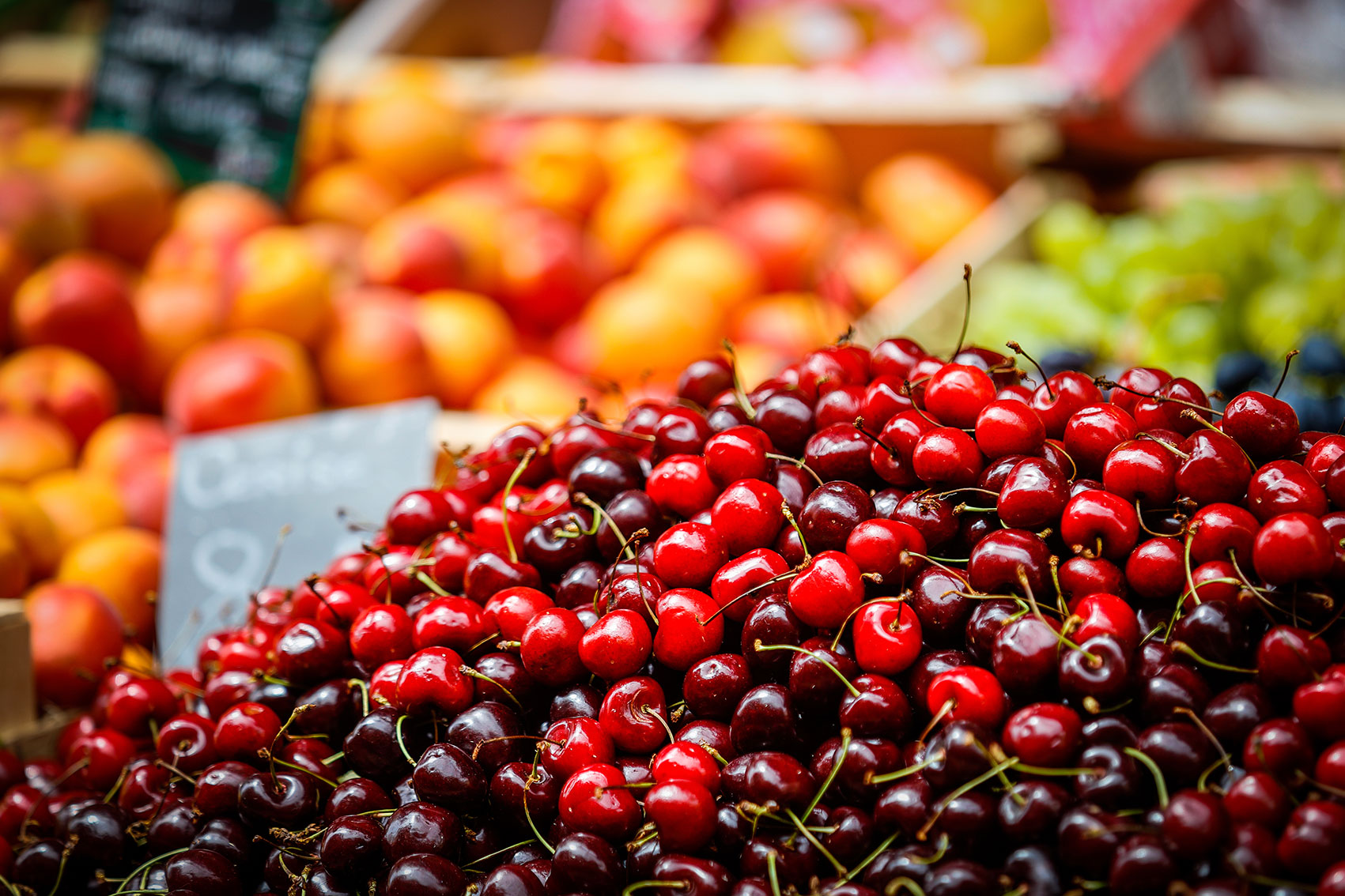Cherries and summerfruit retail quality, education and merchandising (MT25010)